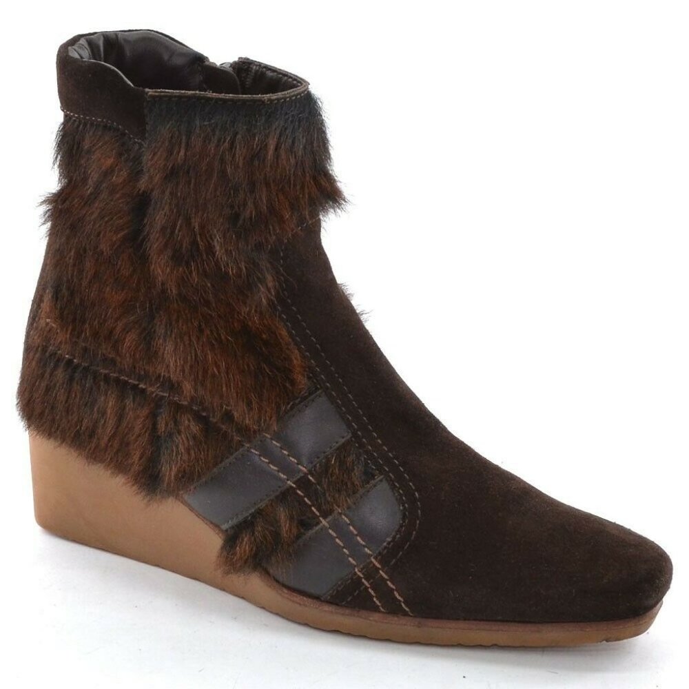 Hogan by Tod's Brown Fur Suede Zip Ankle Boots 36